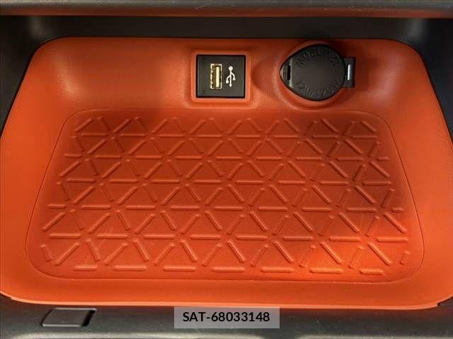 Toyota RAV4 2023-01 8745504-23