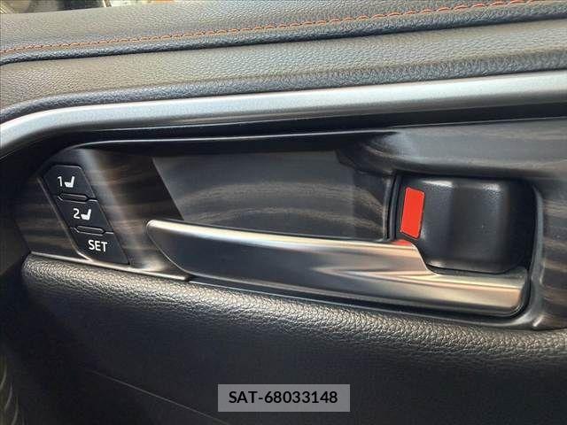 Toyota RAV4 2023-01 8745504-25