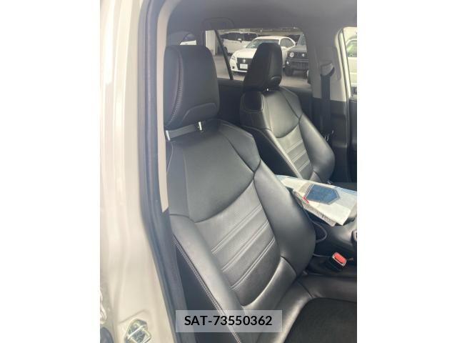 Toyota RAV4 2022-03 8745505-8