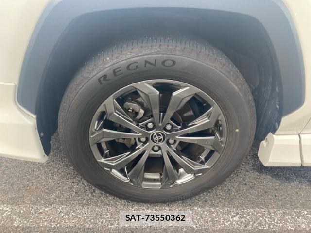 Toyota RAV4 2022-03 8745505-18