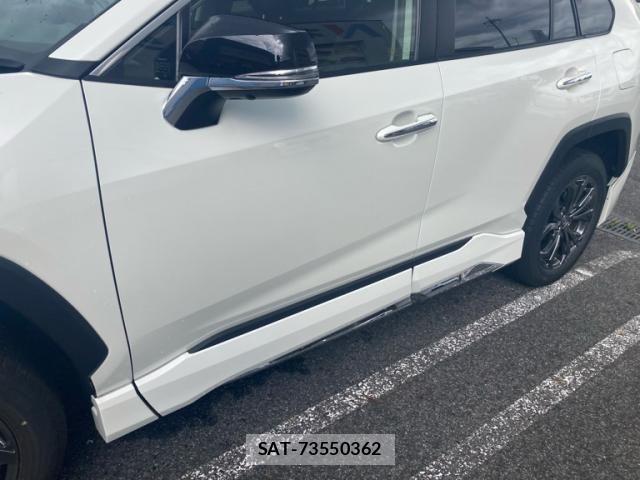 Toyota RAV4 2022-03 8745505-4