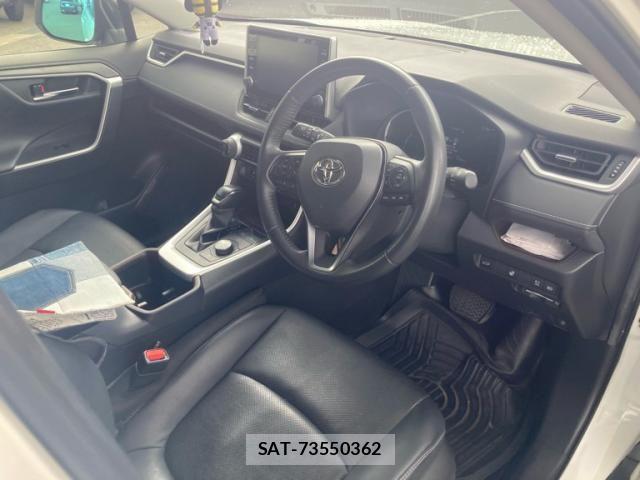 Toyota RAV4 2022-03 8745505-7