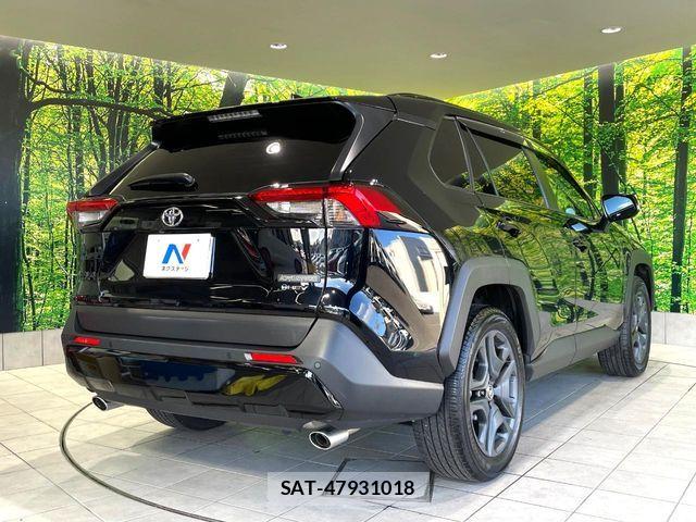 Toyota RAV4 2025-05 8745501-17