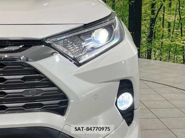 Toyota RAV4 2020-02 8745506-12