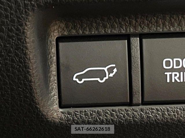 Toyota RAV4 2023-03 8781828-8