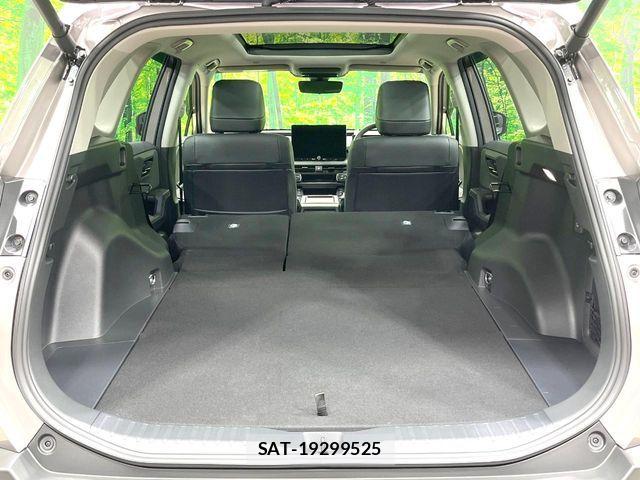 Toyota RAV4 2026-03 8781815-11
