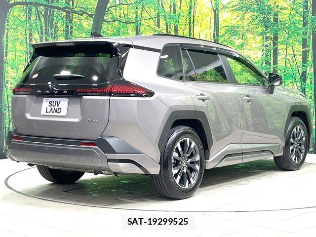 Toyota RAV4 2026-03 8781815-18