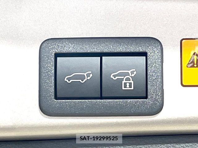 Toyota RAV4 2026-03 8781815-8