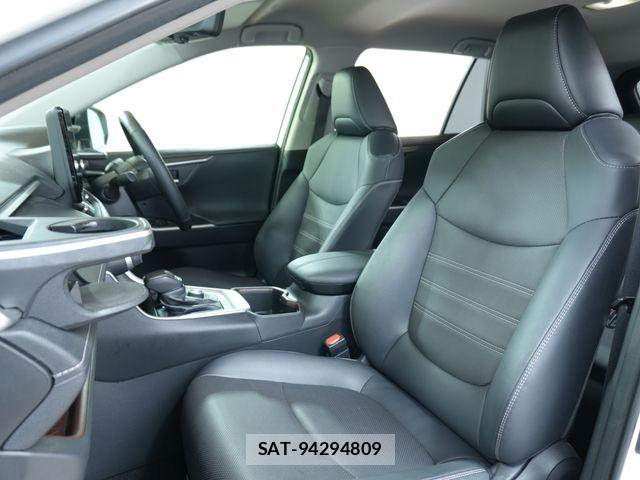 Toyota RAV4 2025-01 8781827-24
