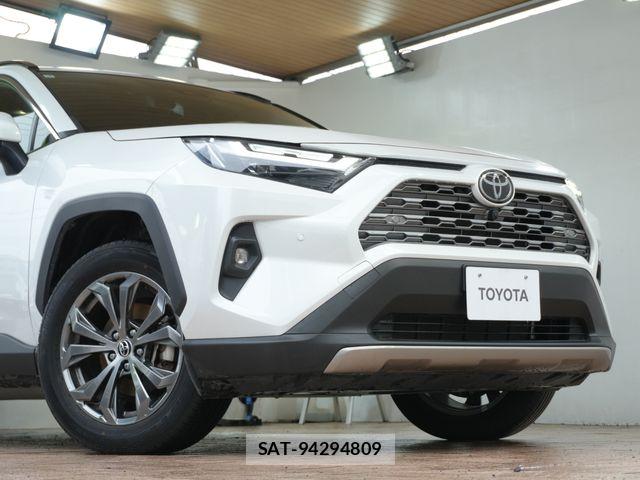 Toyota RAV4 2025-01 8781827-26