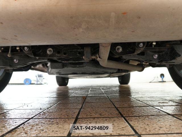 Toyota RAV4 2025-01 8781827-29