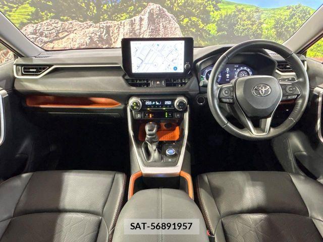 Toyota RAV4 2024-02 8781826-1