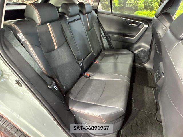 Toyota RAV4 2024-02 8781826-8