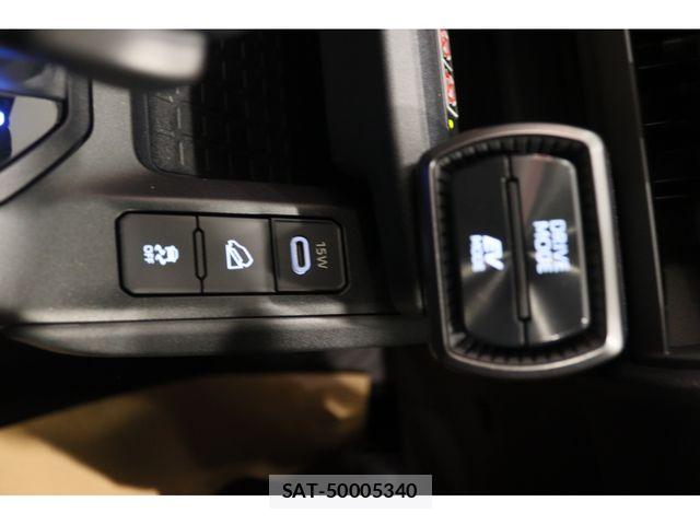 Toyota RAV4 2026-06 8831289-13