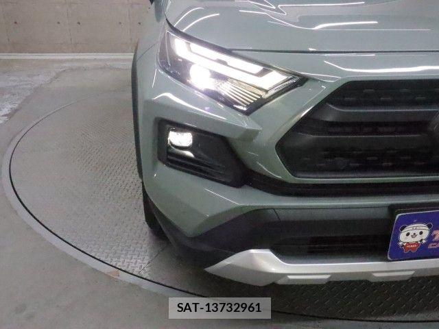Toyota RAV4 2024-06 8831290-27