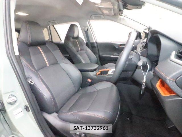 Toyota RAV4 2024-06 8831290-3