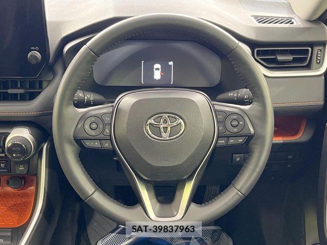 Toyota RAV4 2024-10 8831292-10