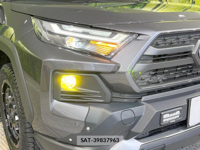 Toyota RAV4 2024-10 8831292-11