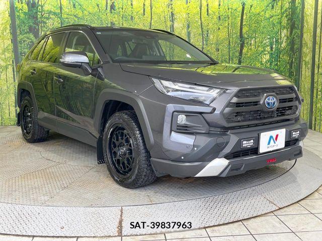 Toyota RAV4 2024-10 8831292-15
