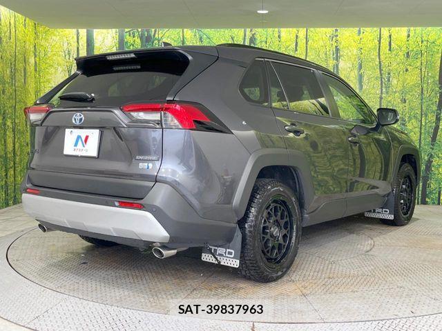 Toyota RAV4 2024-10 8831292-16