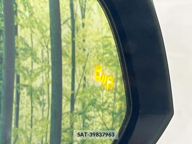 Toyota RAV4 2024-10 8831292-6