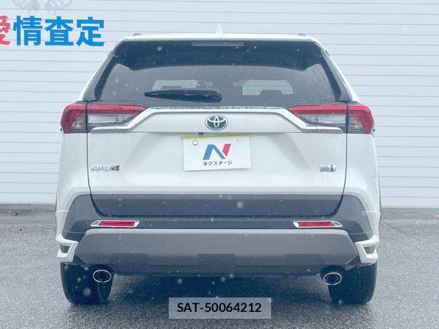 Toyota RAV4 2020-10 8831293-15