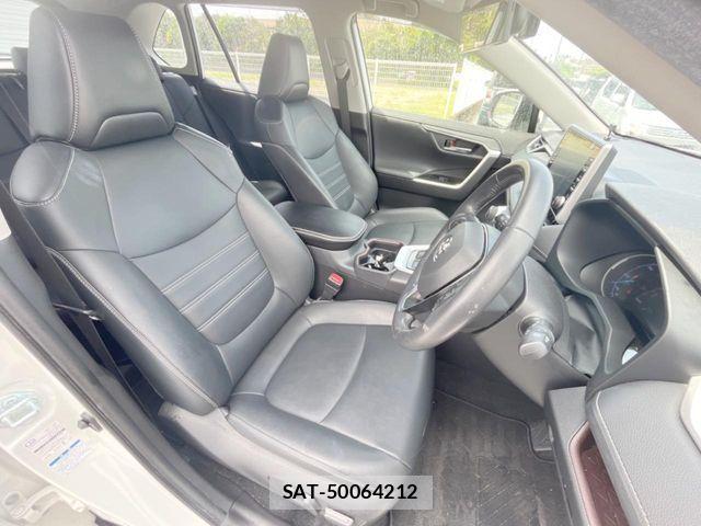 Toyota RAV4 2020-10 8831293-8