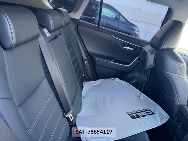 Toyota RAV4 2020-03 8850506-13