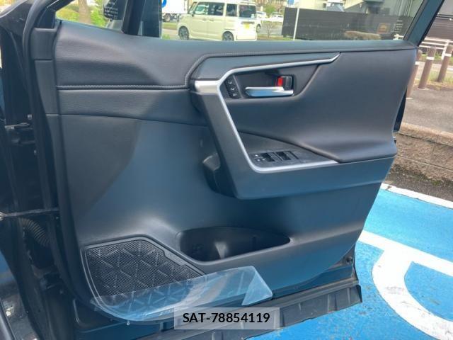 Toyota RAV4 2020-03 8850506-17