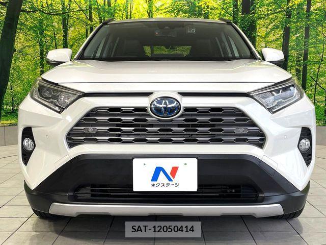 Toyota RAV4 2019-05 8881834-14