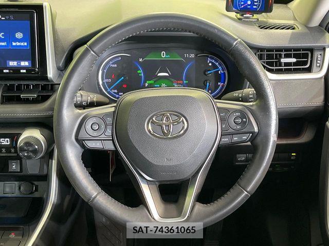 Toyota RAV4 2019-07 8881833-10