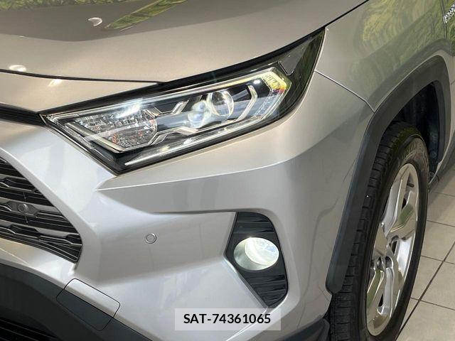 Toyota RAV4 2019-07 8881833-11