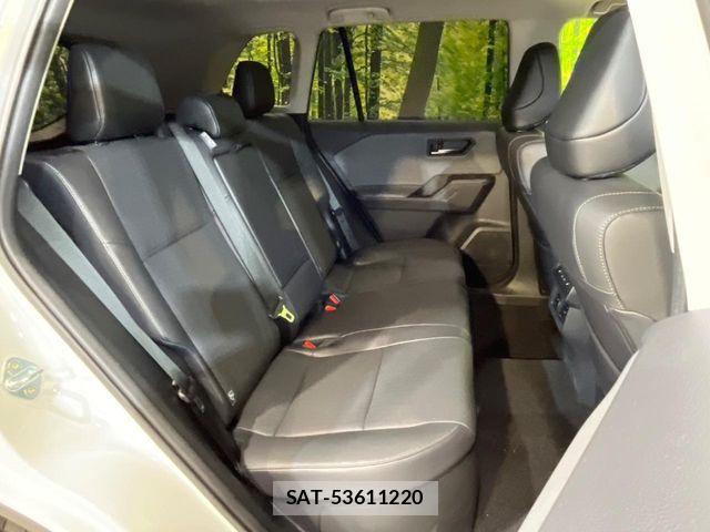 Toyota RAV4 2026-02 8881826-8