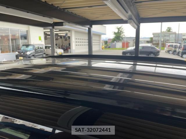 Toyota RAV4 2022-08 8881835-9