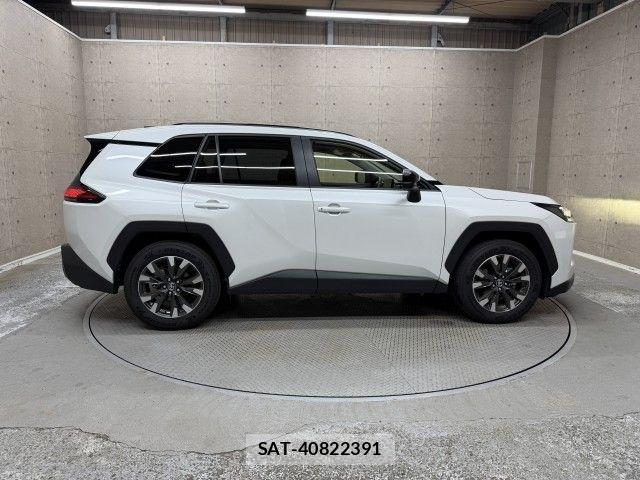Toyota RAV4 2026-03 8881827-23