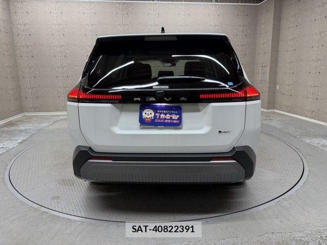 Toyota RAV4 2026-03 8881827-24