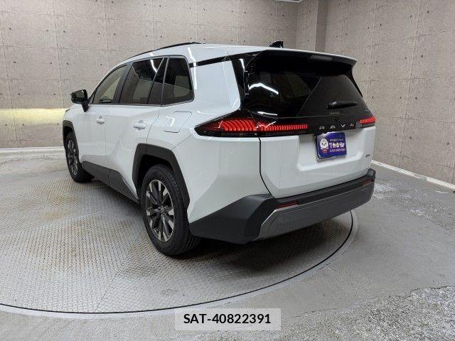 Toyota RAV4 2026-03 8881827-25