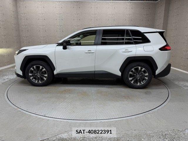 Toyota RAV4 2026-03 8881827-26