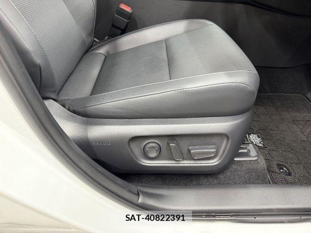 Toyota RAV4 2026-03 8881827-4