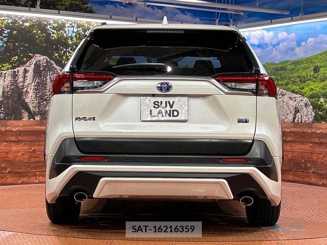 Toyota RAV4 2021-12 8881830-15