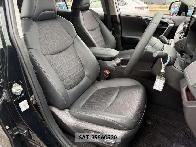 Toyota RAV4 2024-10 8881829-23