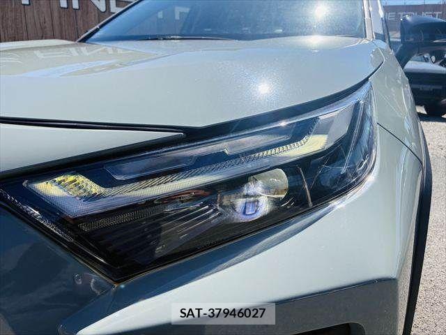 Toyota RAV4 2022-07 8884251-14