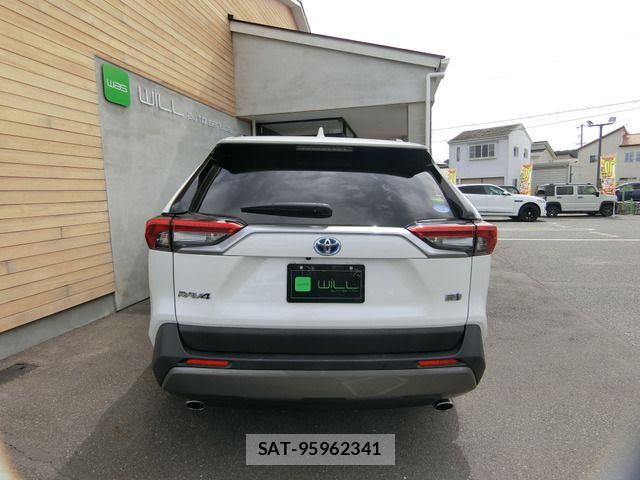 2019 Toyota Rav4 — Photo 2