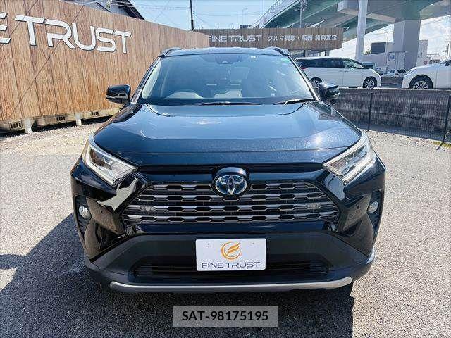 2019 Toyota Rav4 — Photo 2