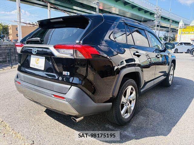 2019 Toyota Rav4 — Photo 4
