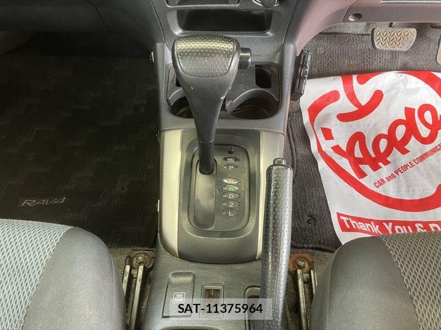 Toyota RAV4 2003-10 7727842-27