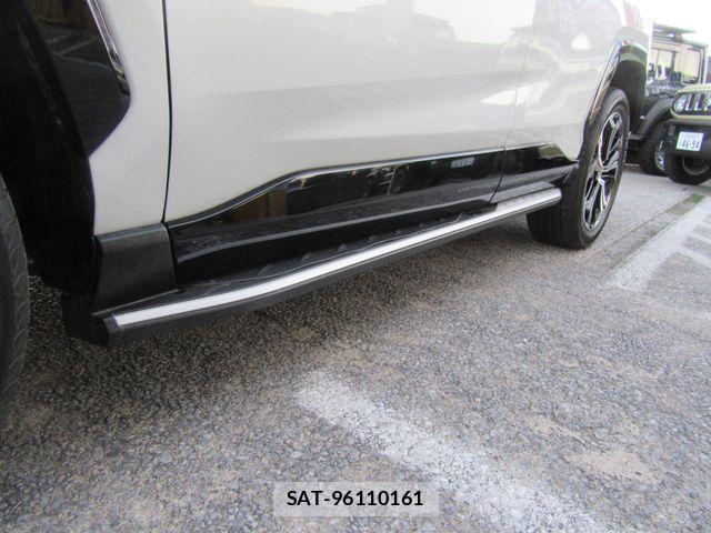 Toyota RAV4 PHV 2023-06 4048149-10