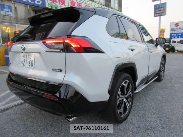 Toyota RAV4 PHV 2023-06 4048149-26