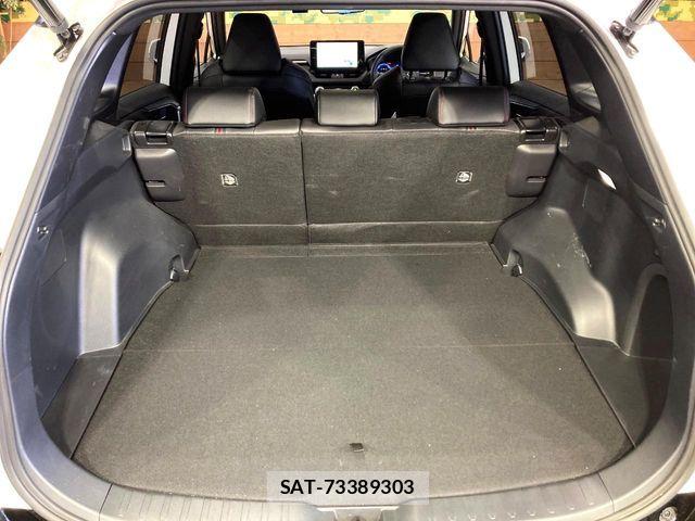 Toyota RAV4 PHV 2023-08 4979902-10
