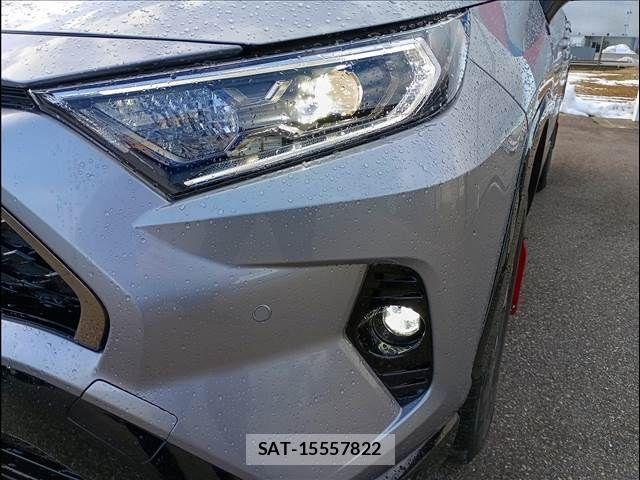 Toyota RAV4 PHV 2021-01 4979917-10